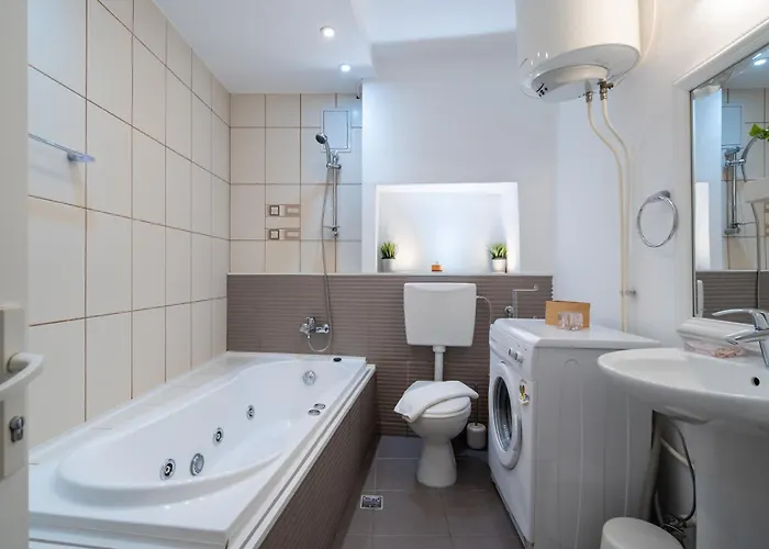 Tonitza Old Town - Double Apartment *