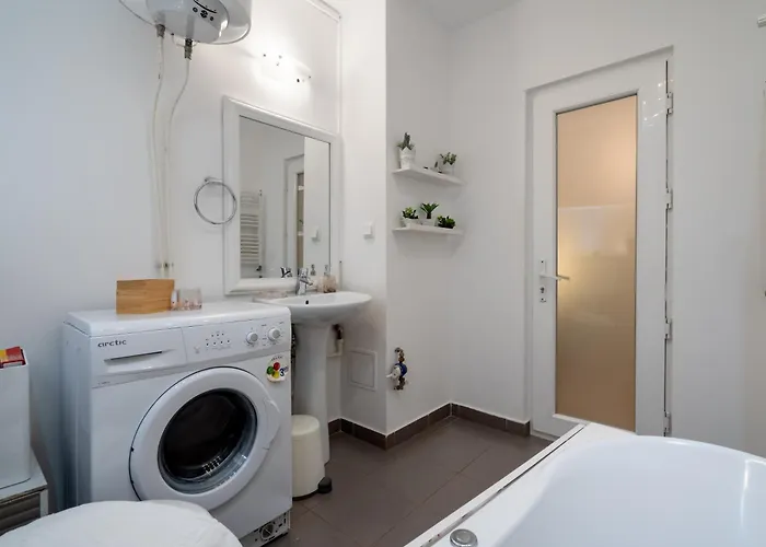 Tonitza Old Town - Double Apartment *