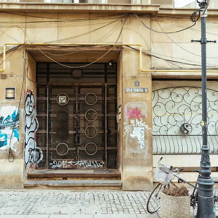 Tonitza Old Town - Double Bucharest